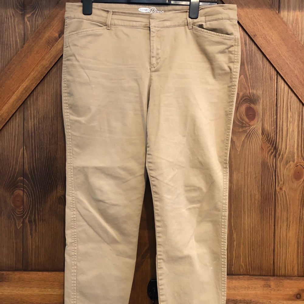 ❤️ 3/$25 Old Navy Pixie cut beige pants slacks career office wardrobe casual